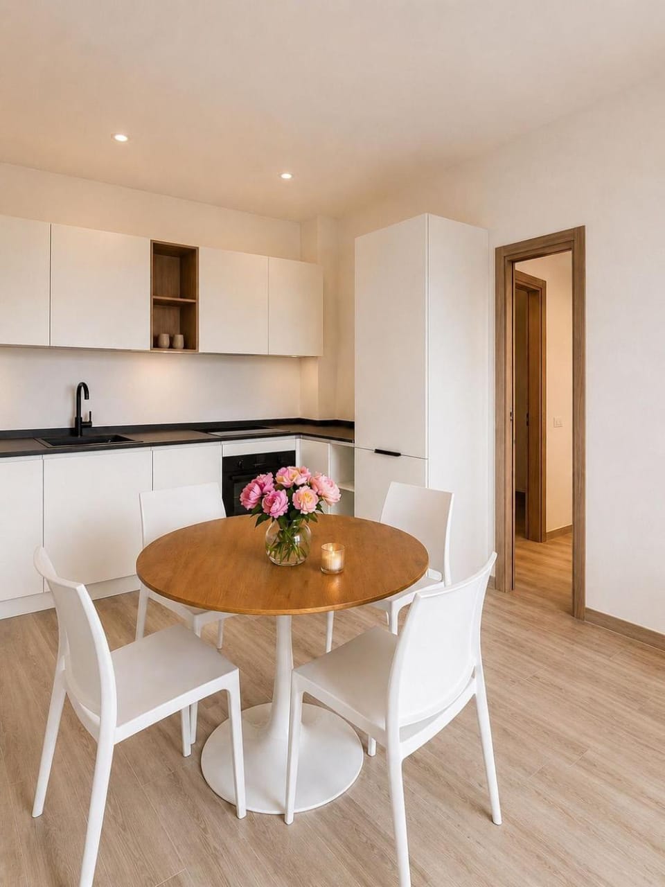 Kitchen or kitchenette, Dining area, stove