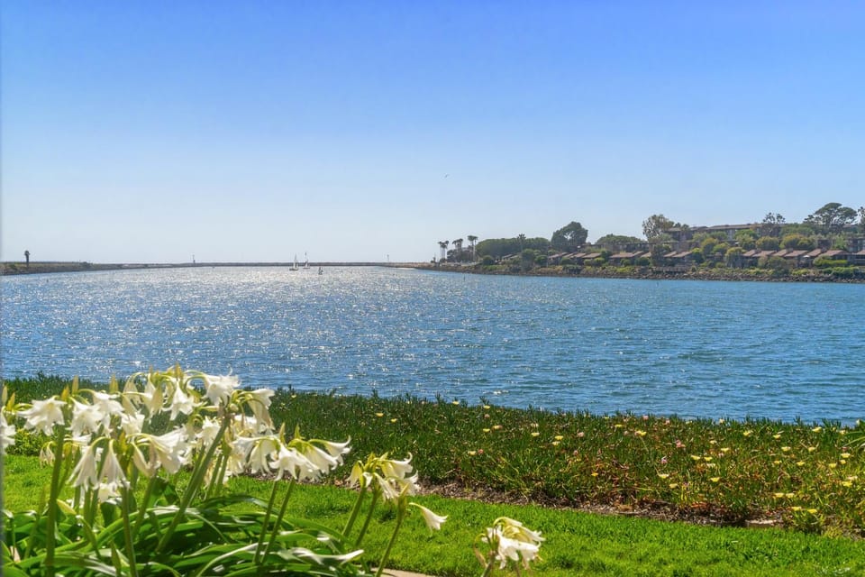 Nearby landmark, Day, Natural landscape, Sea view