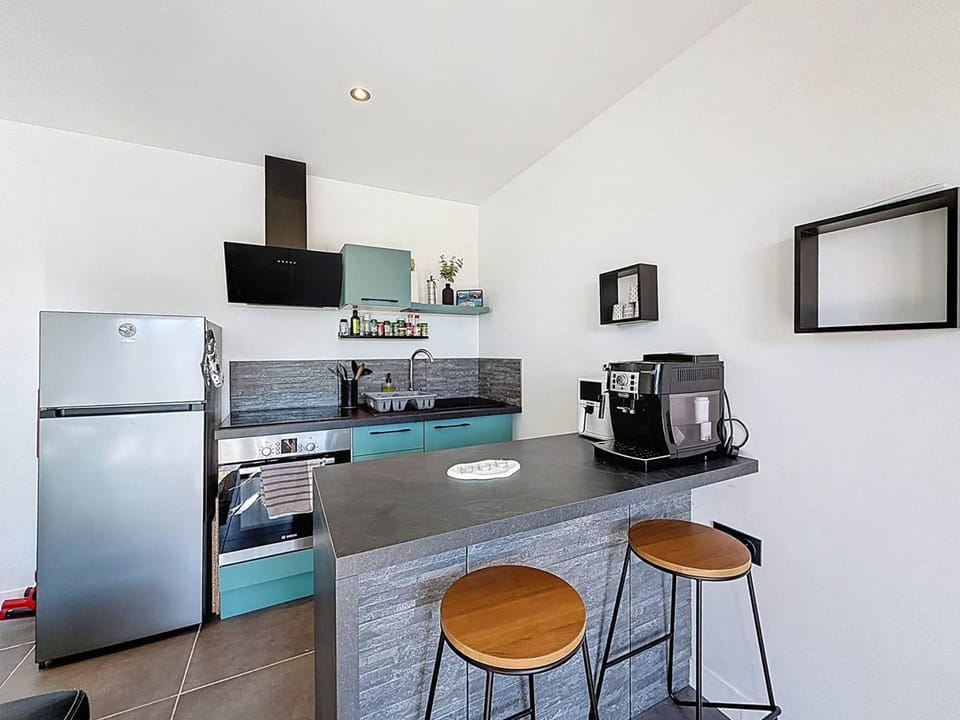 Appartement cosy, climatisation et wifi - 2 pers. - FR-1-770-82 Apartment in La Cadière-d'Azur