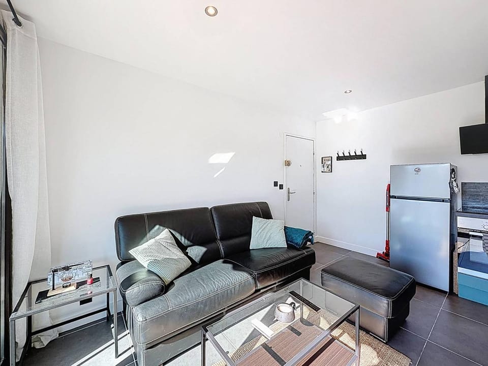 Appartement cosy, climatisation et wifi - 2 pers. - FR-1-770-82 Apartment in La Cadière-d'Azur