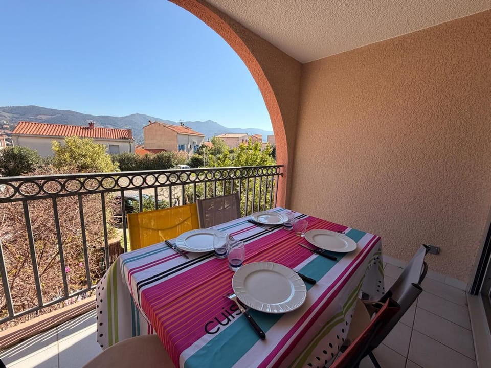 Appartement avec parking et vue montagne - 4 pers. Apartment in Port-Vendres