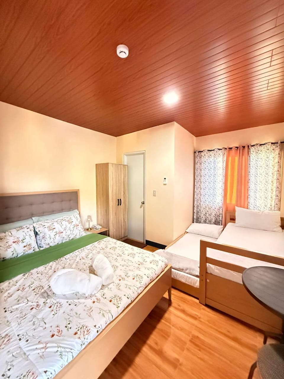 Josefina's Traveller's Inn Bed and Breakfast in Siquijor