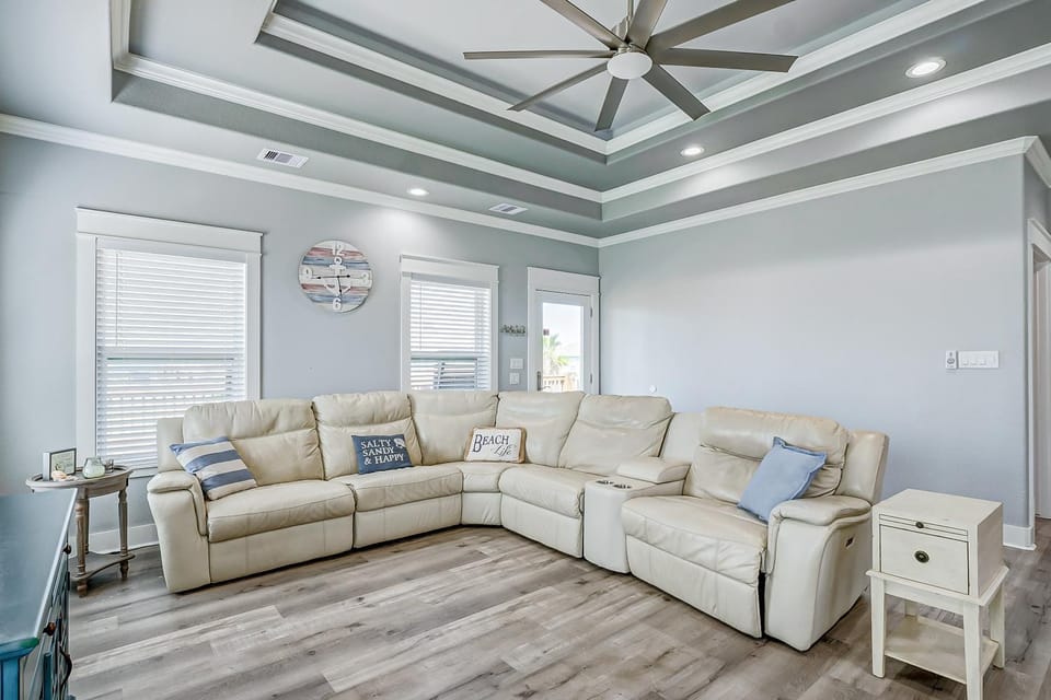 Hannah Cabana home House in Bolivar Peninsula