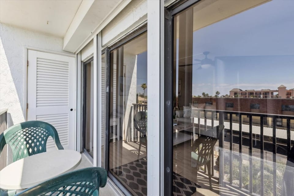 Day, View (from property/room), Balcony/Terrace, Seating area