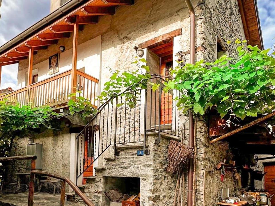 Tiny House Rustico Bovini Apartment in Locarno