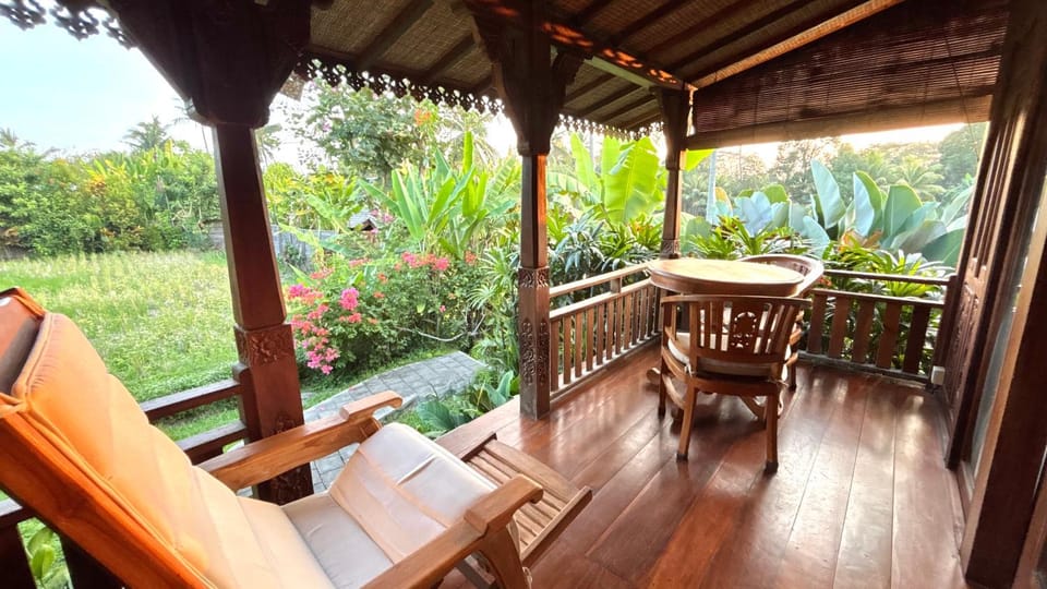 View (from property/room), Balcony/Terrace, Garden view