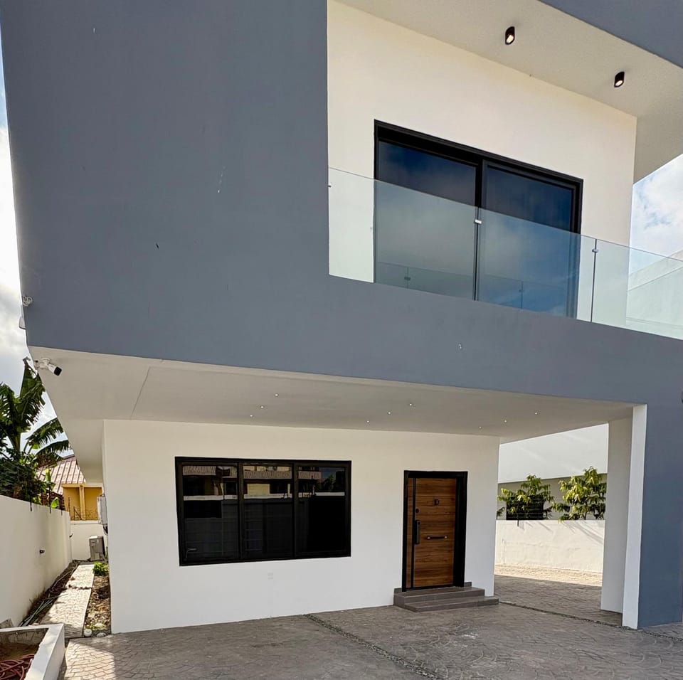 AMAZING HOMEs Apartment in Accra
