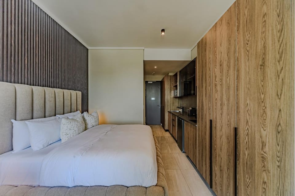 330 Menlyn Maine Residence Luxury Apartments Apartment in Pretoria