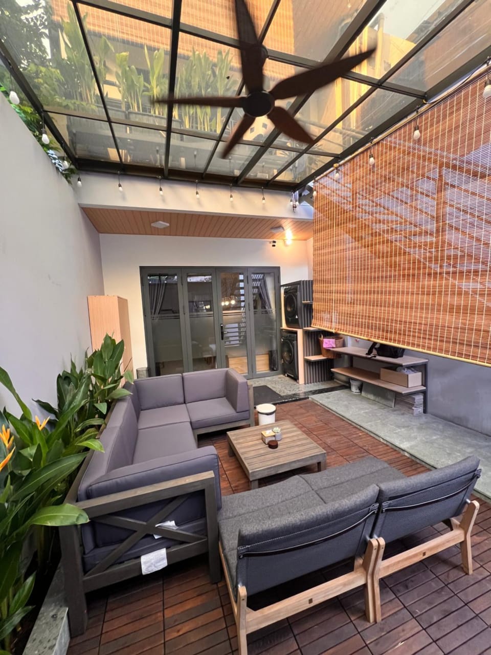Patio, Living room, Seating area, Dining area