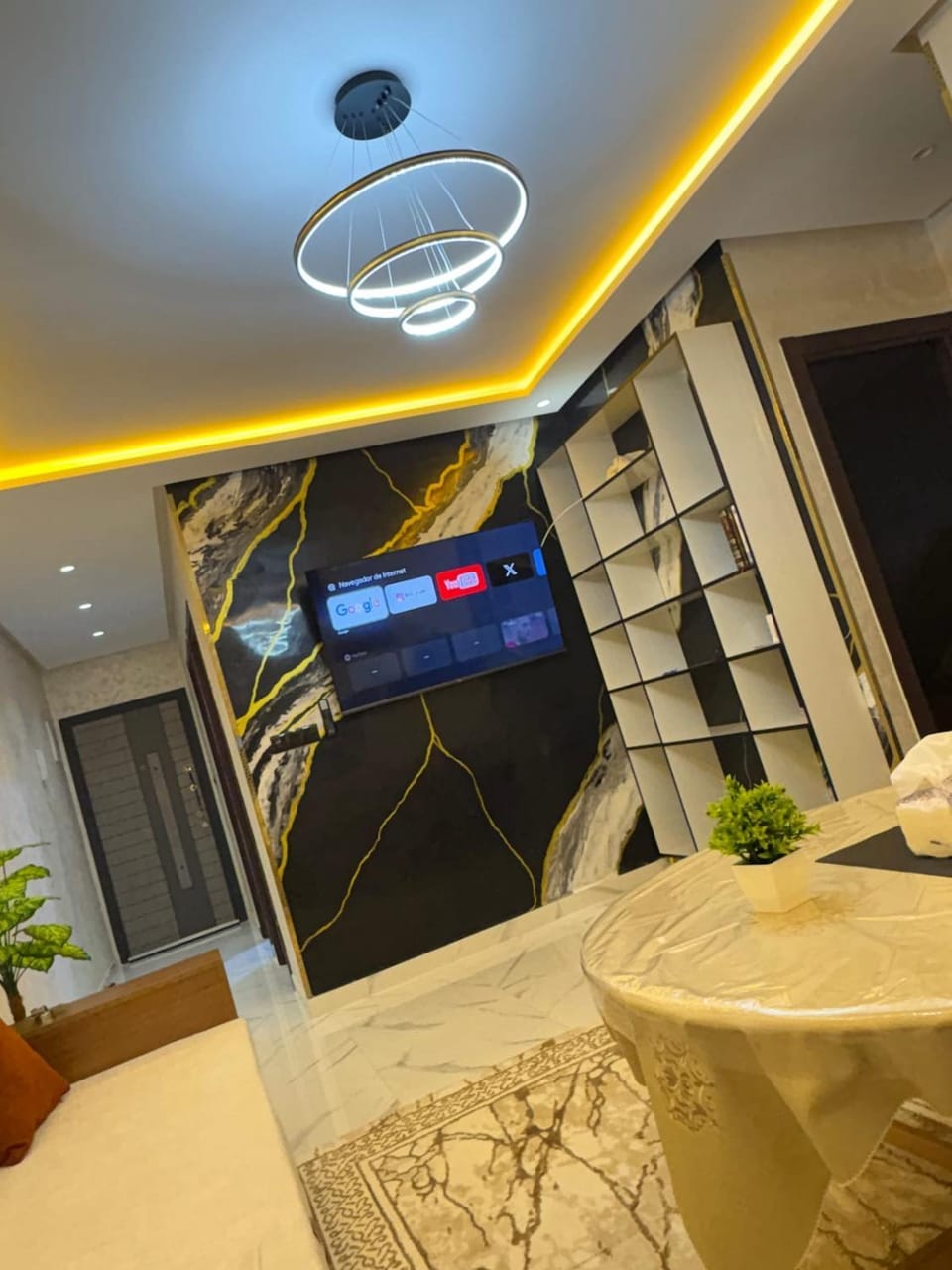 Communal lounge/ TV room
