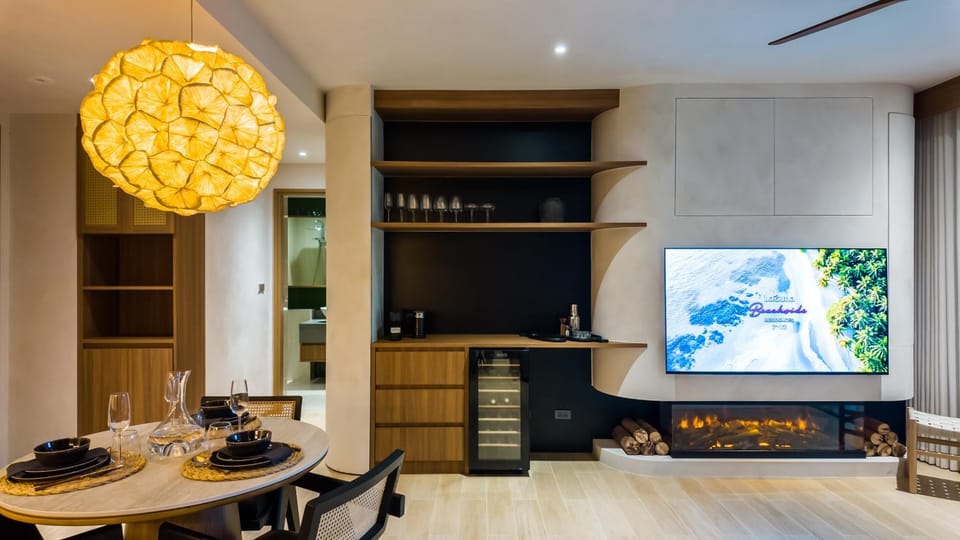 Communal lounge/ TV room, TV and multimedia, Living room