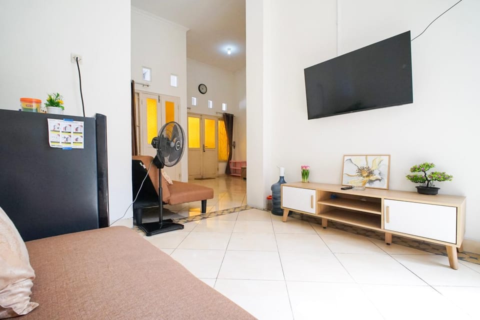 Communal lounge/ TV room, TV and multimedia