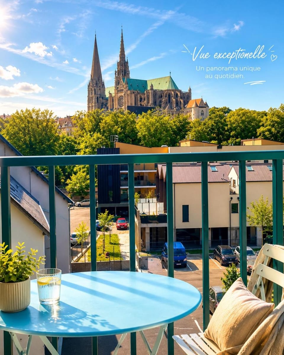 Appartement vue cathédrale Apartment in Chartres