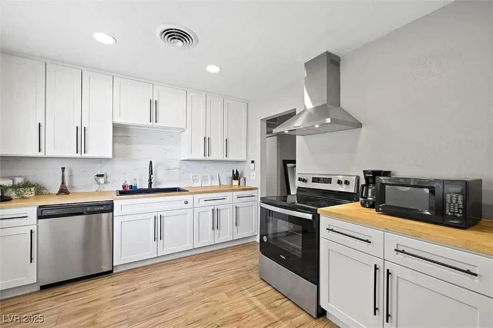 4BR Las Vegas Home Near Strip House in North Las Vegas