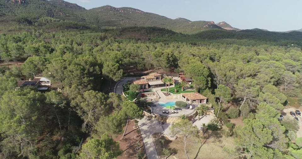 Villa de charme au calme avec piscine privée et sauna 8 personnes Villa in Roquebrune-sur-Argens