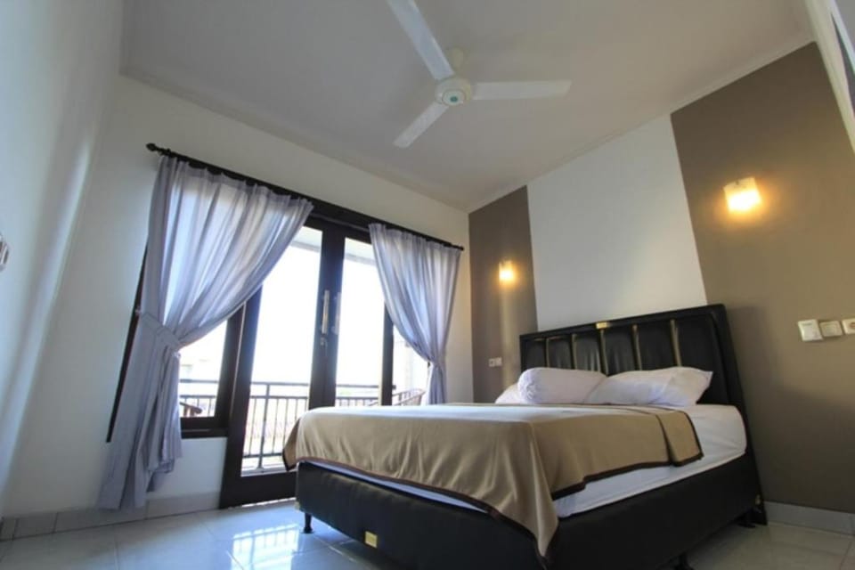 De Dukuh Guest House Bed and Breakfast in Kuta