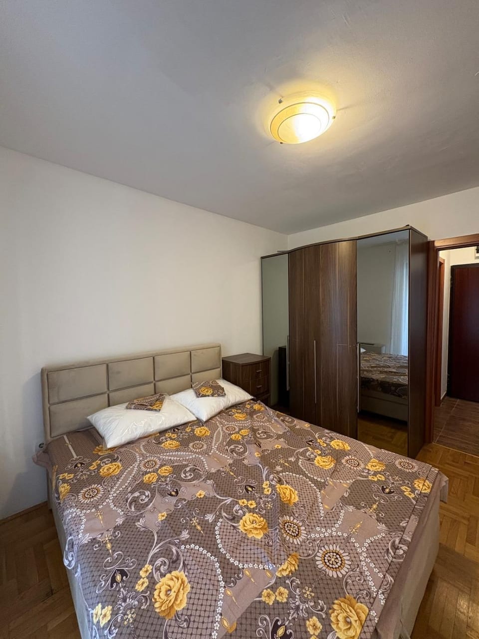 East Side View Apartment in Budva