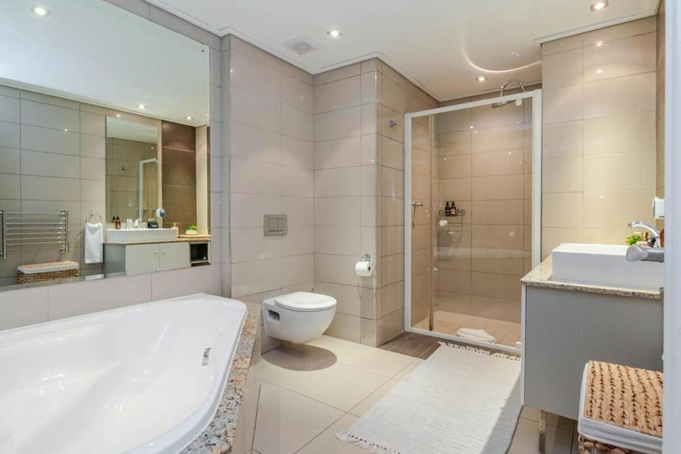 Cape Royale Grand Elegance Apartment in Cape Town