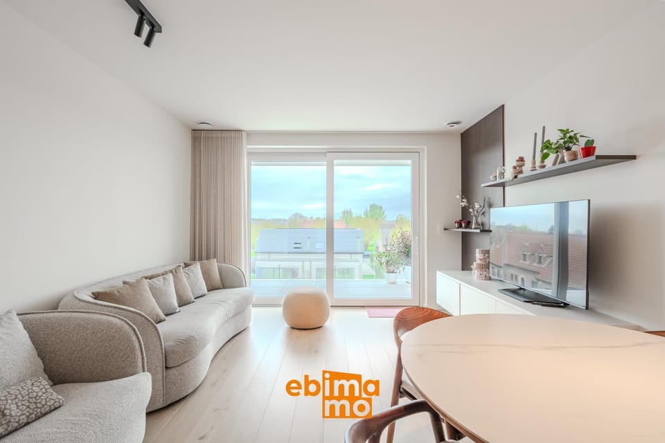 Villa Mariella 0205 with parking and pool Apartment in Koksijde