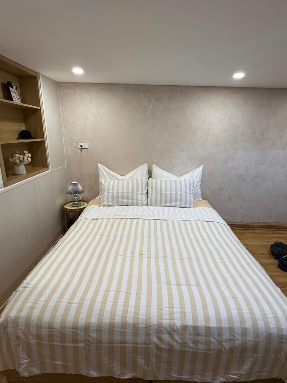Duplex Old quarter-mordern- washer - projector Apartment in Hanoi