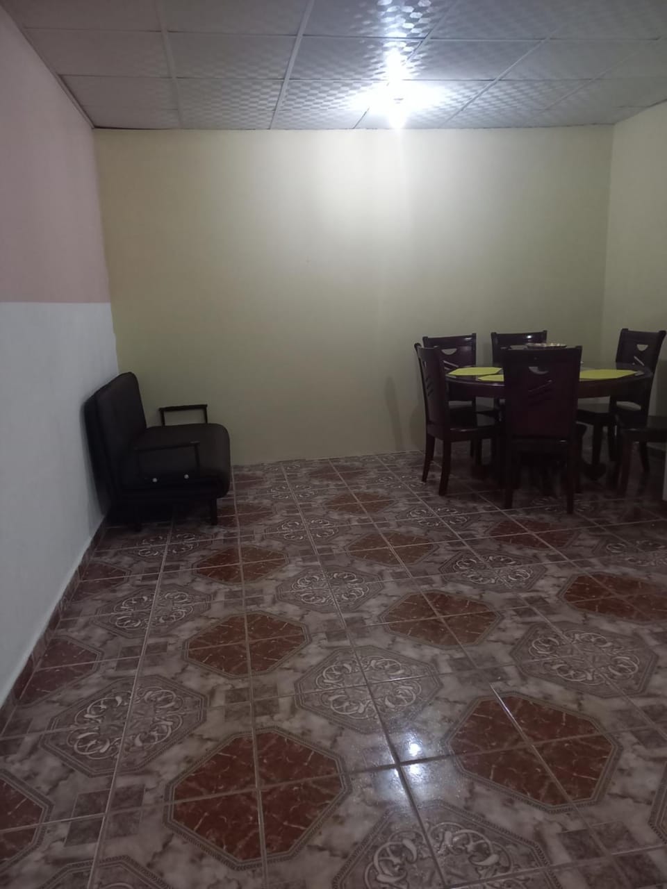 Seating area, Dining area