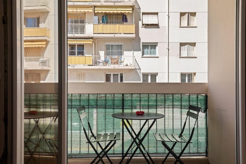 Studio 9 rue SAINT HONORAT Centre Juan Les Pins Apartment in Antibes