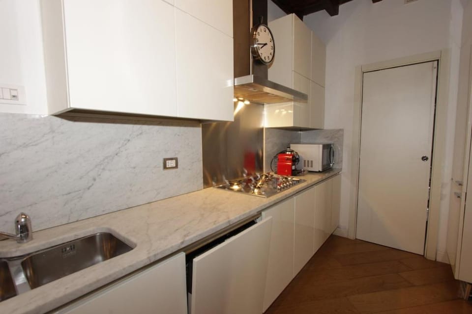 Luxury Campo de' Fiori Apartment in Rome