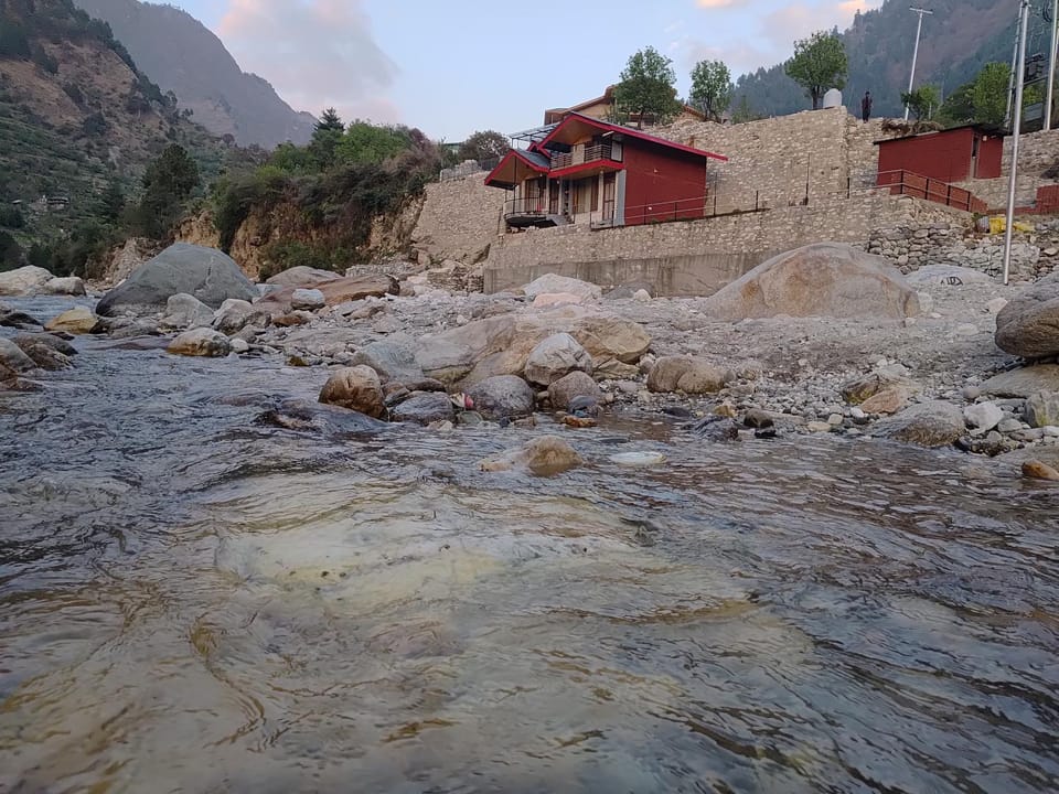 Mountain view, River view