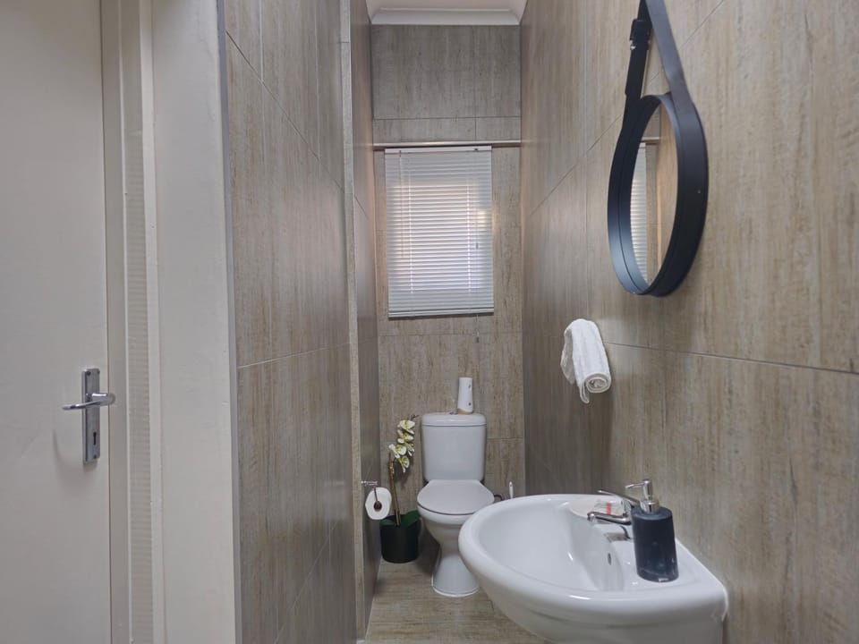 Silwood Mews Apartment in Sandton
