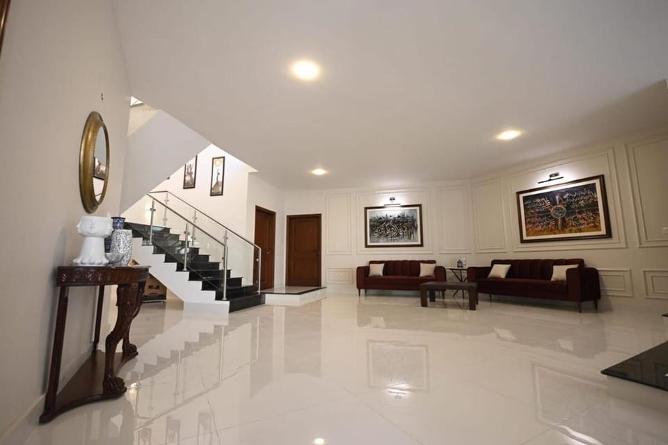 Modern Luxury Home Villa in Karachi