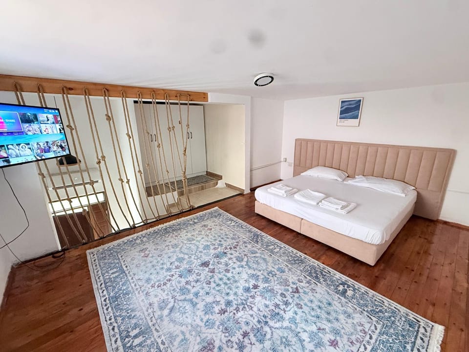 Bed, TV and multimedia
