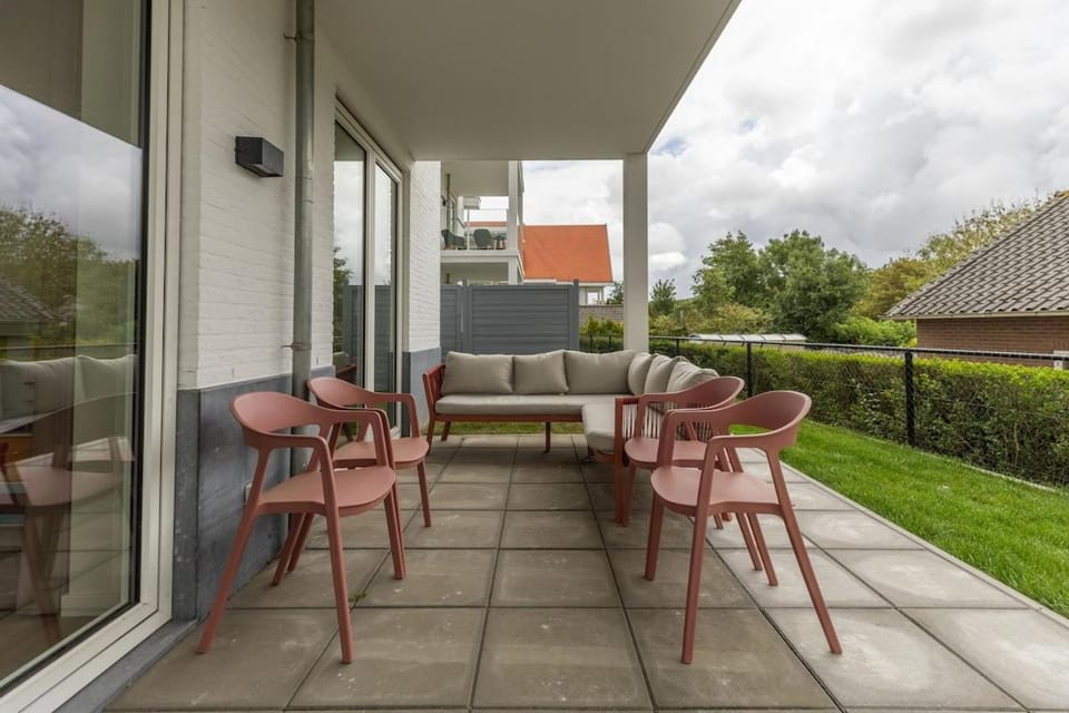 Duinrand cozy family apartment big garden Apartment in Zeeland, Netherlands