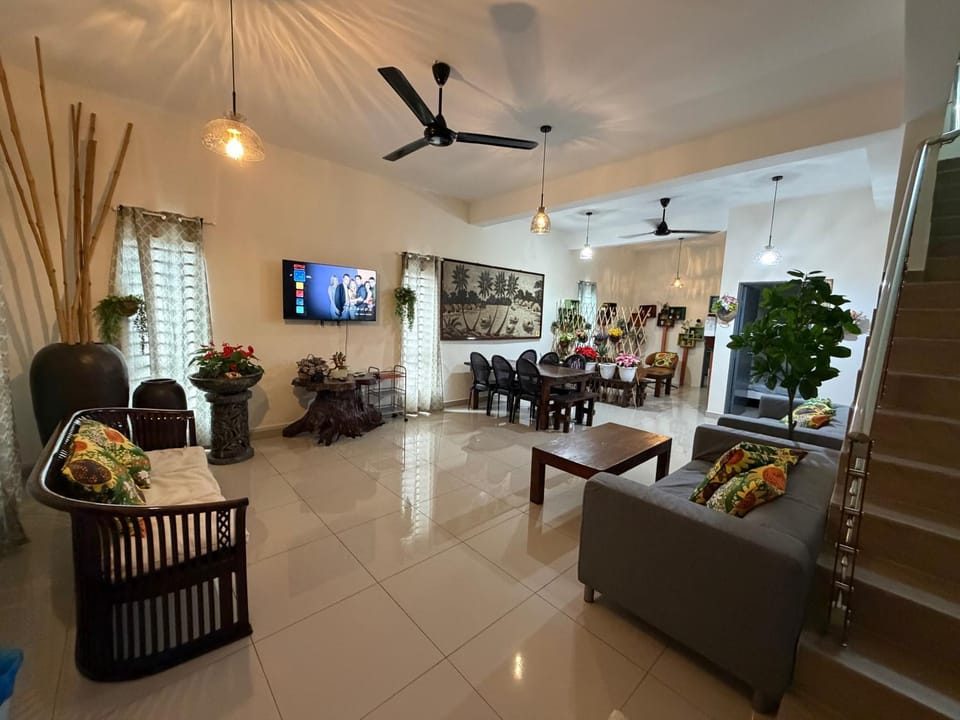 Relax & Enjoy Garden Homestay House in Selangor, Malaysia