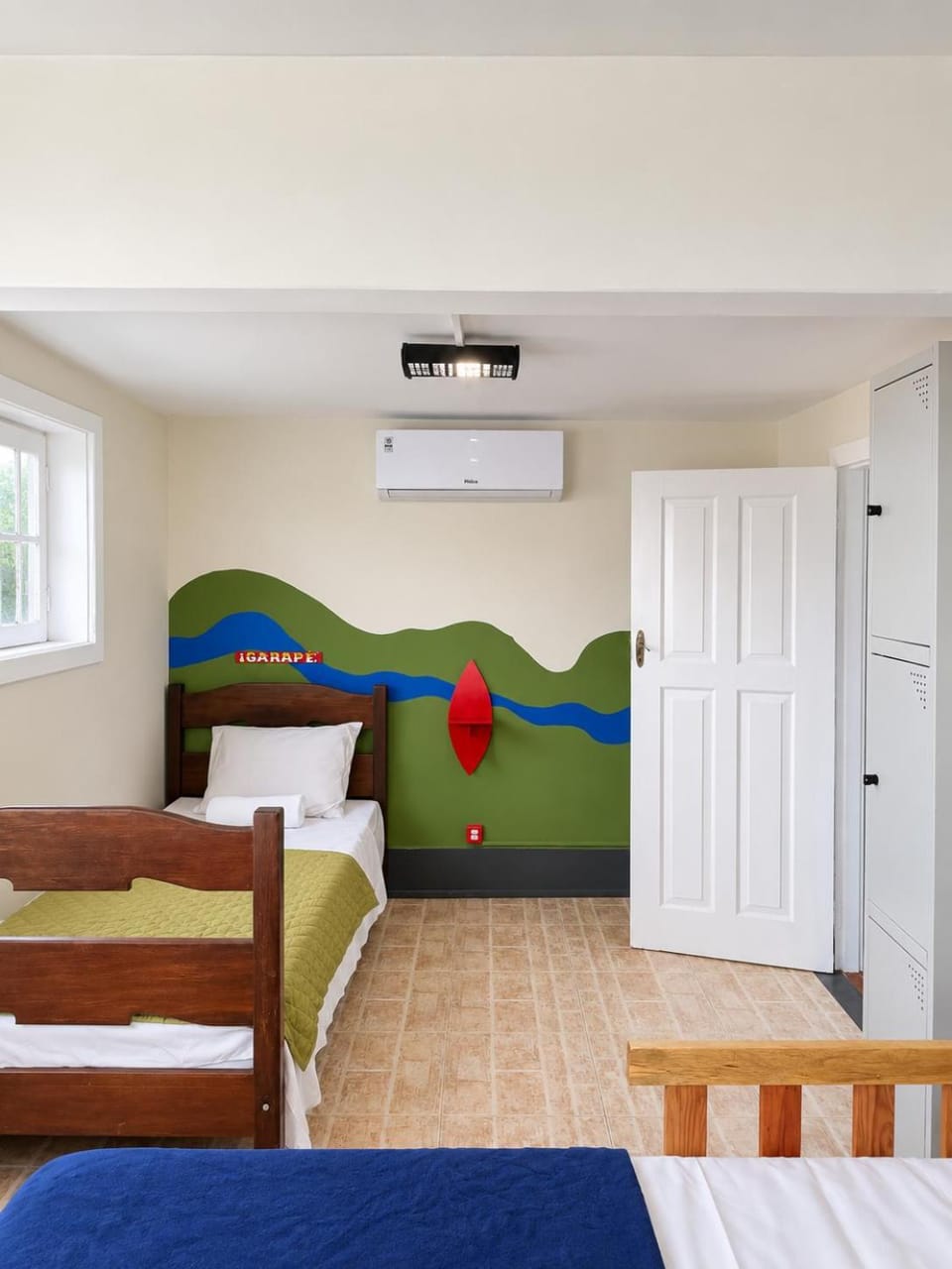 Bed, Photo of the whole room, Bedroom, air conditioner