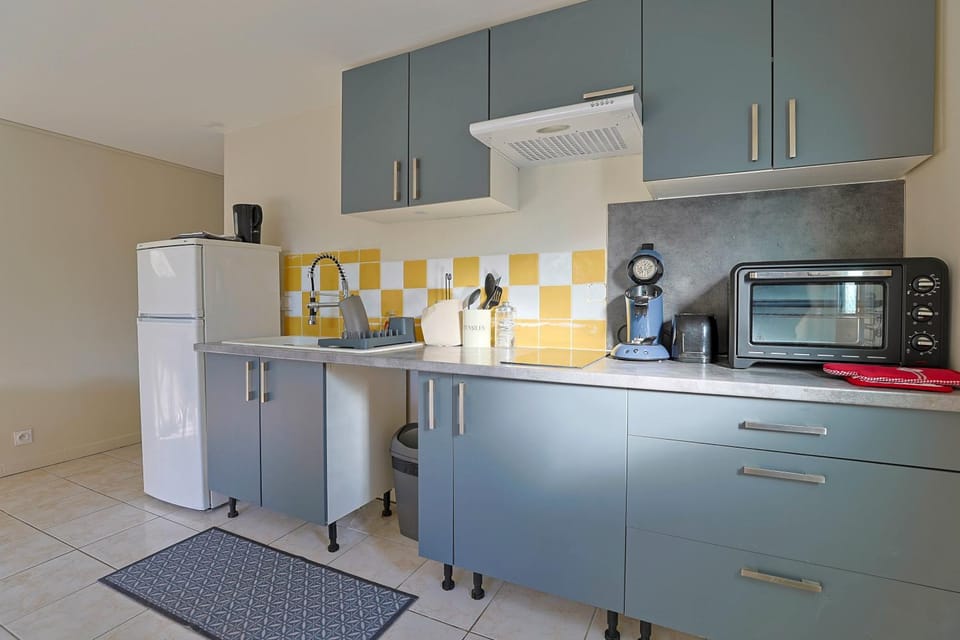 La Frigoule Maison T2 avec entrée, jardin et parking indépendants House in Occitanie