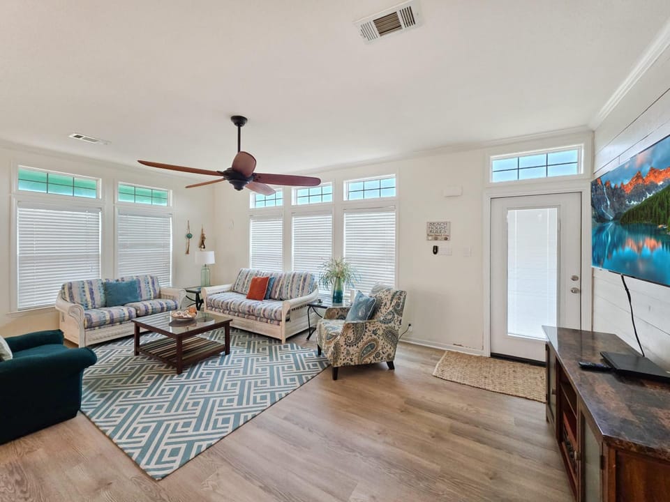 Mermaid Mansion home House in Bolivar Peninsula