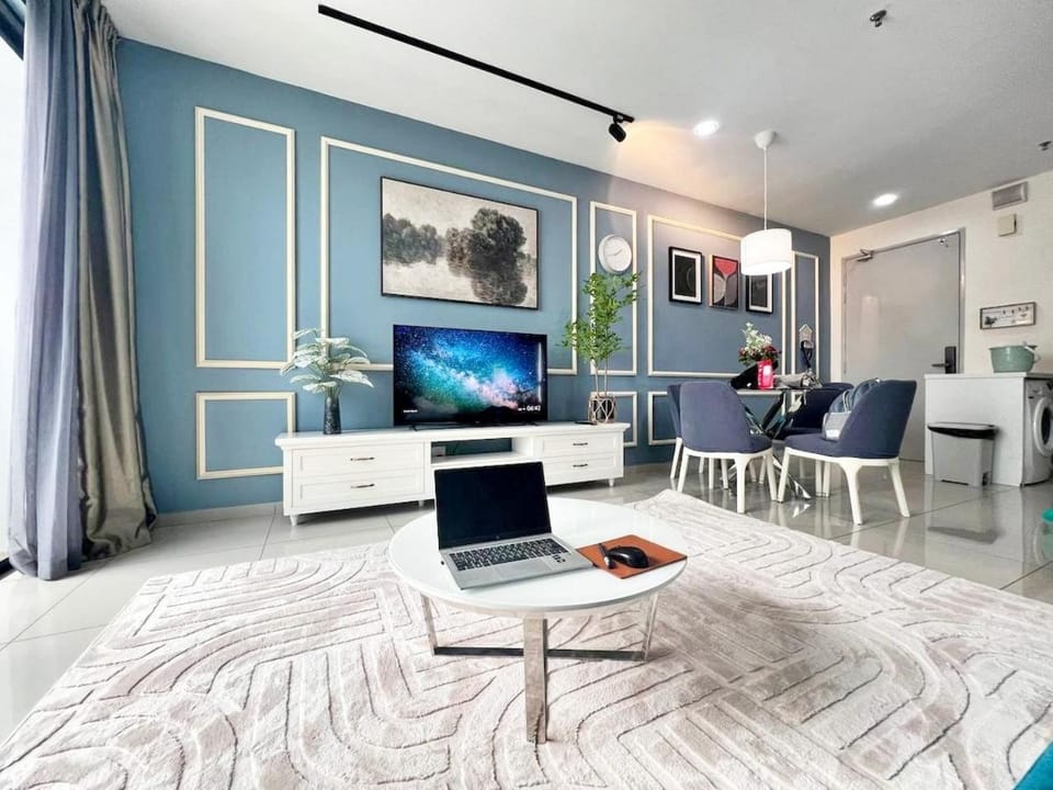 PARIS2 i-City Itqan Homes - 8pax, Netflix, Coway, parking Apartment in Selangor, Malaysia