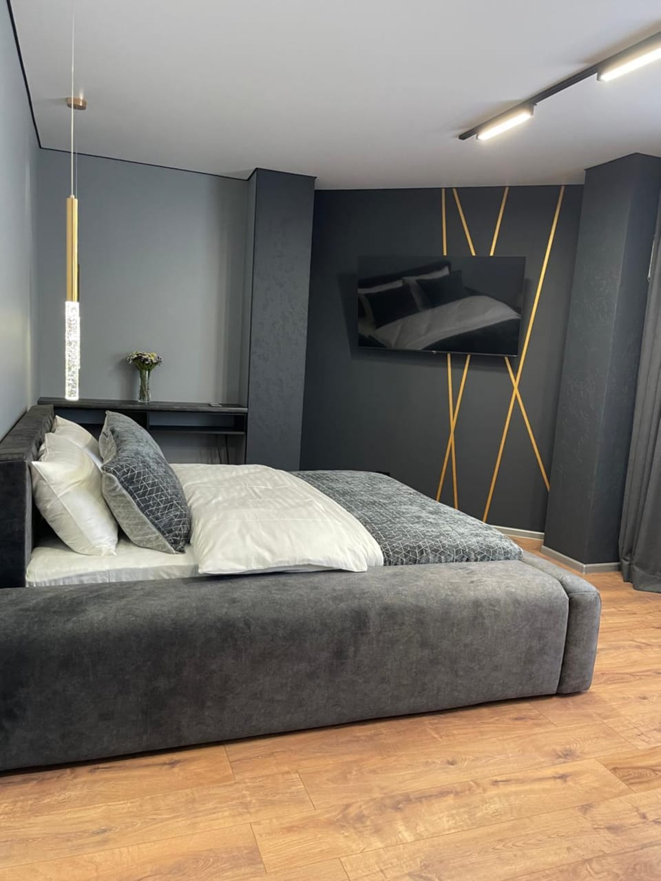 DELUXE APARTMENTS on CENTER Apartment in Ukraine