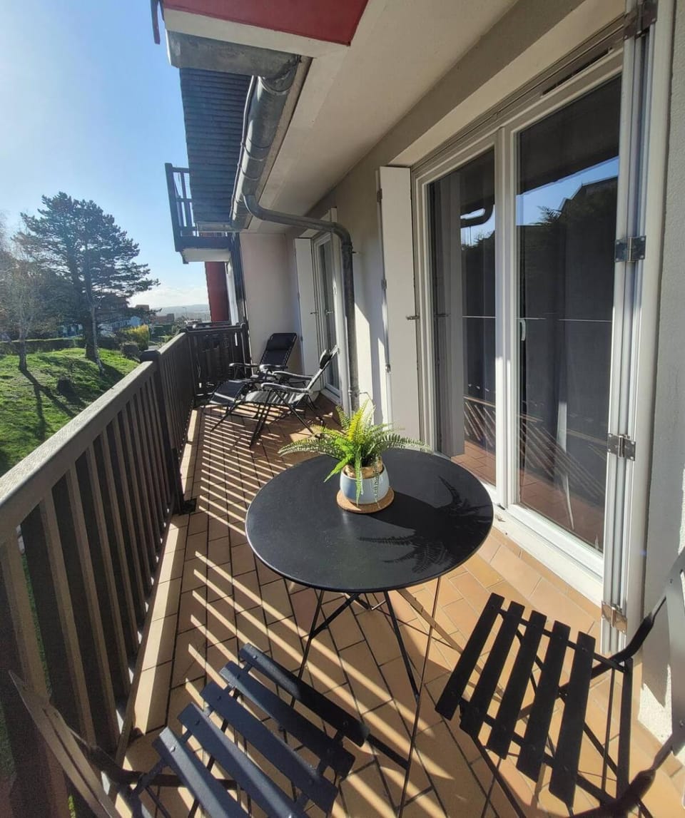 Balcony/Terrace, Balcony/Terrace