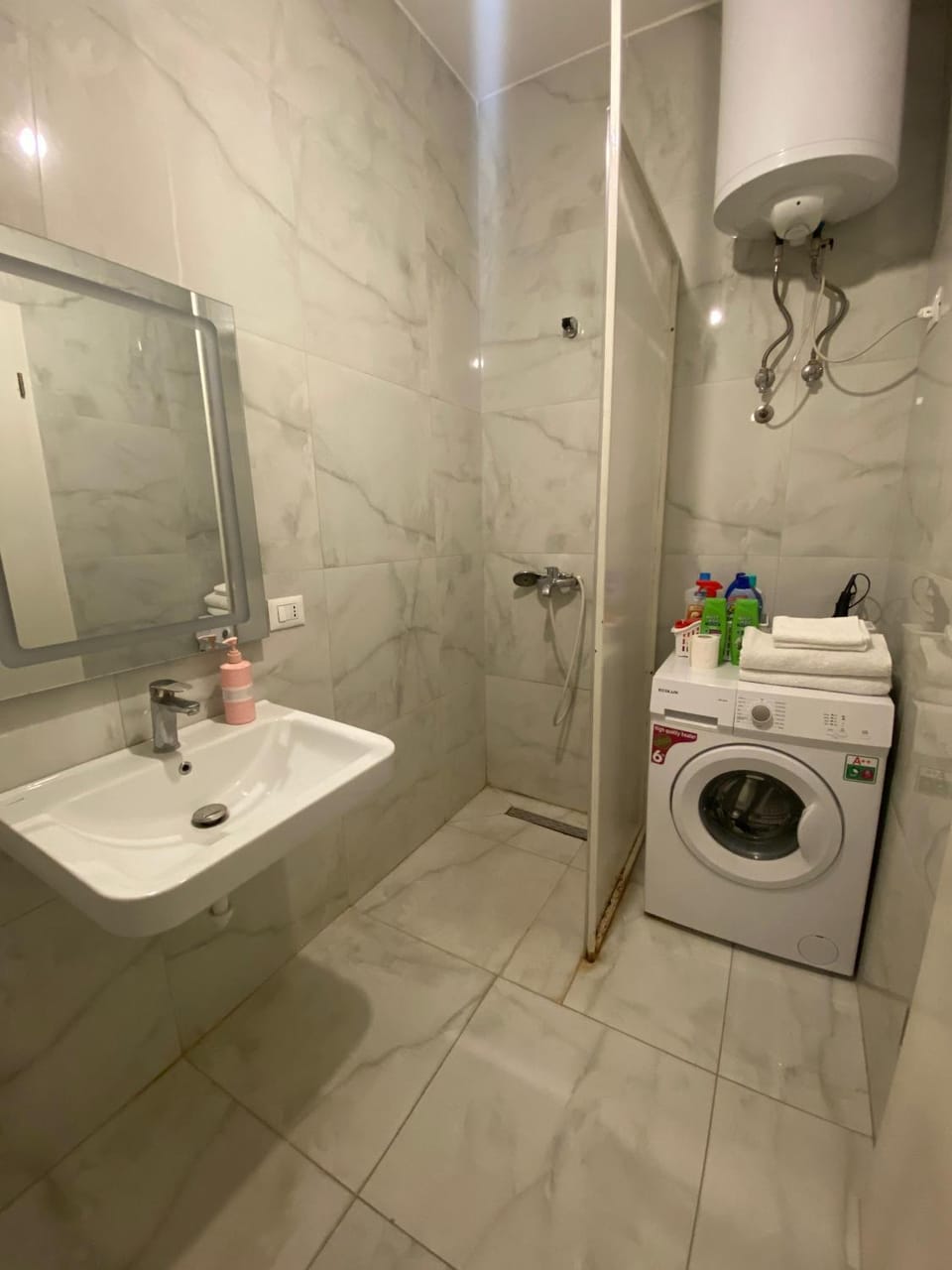 Shower, washing machine