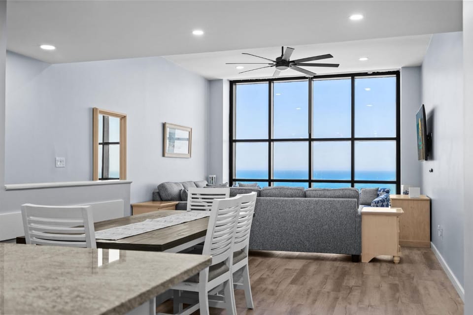 Ocean Forest Plaza 2310 - Oceanfront House in Myrtle Beach