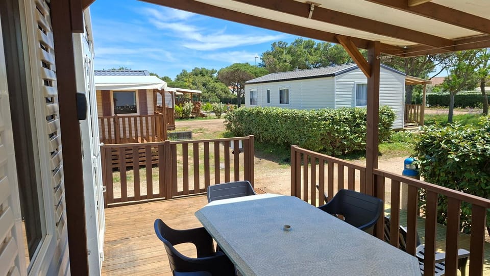 Mobil-Home Bungalow Port-la-Nouvelle Campground/ 
RV Resort in Port-la-Nouvelle
