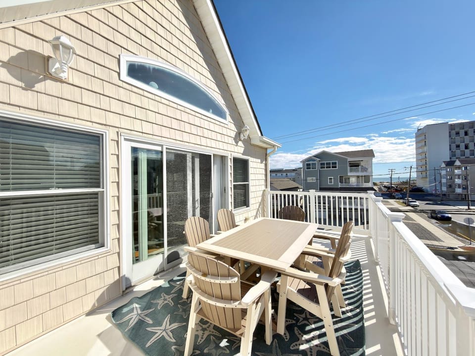 Relaxation in Sea ISle City Unit 101 House in Sea Isle City
