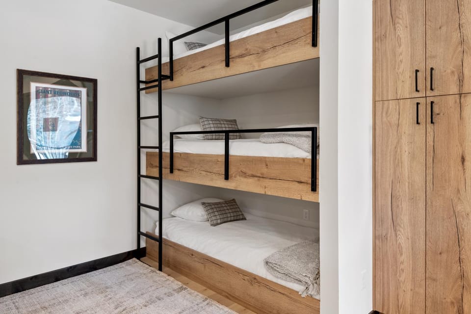 bunk bed
