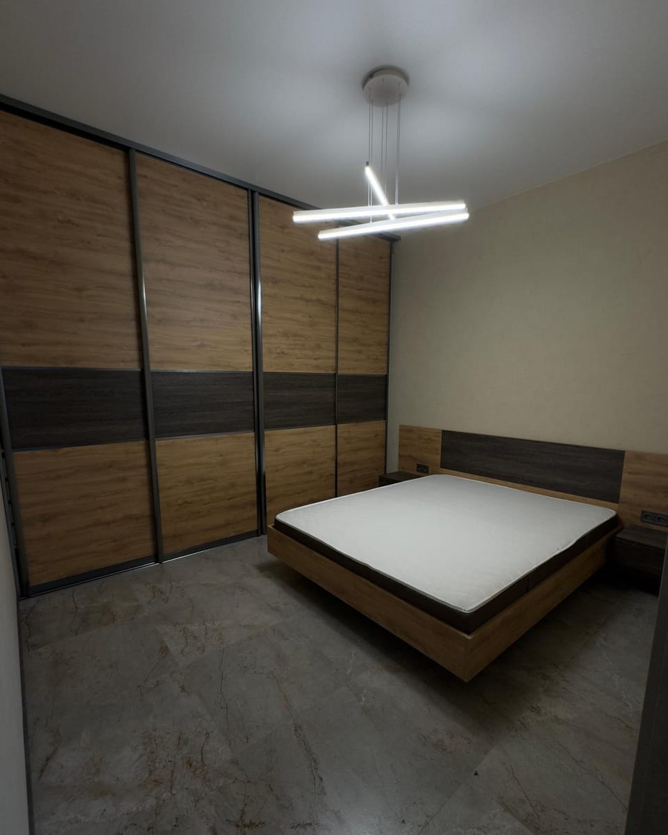 Bedroom, wardrobe