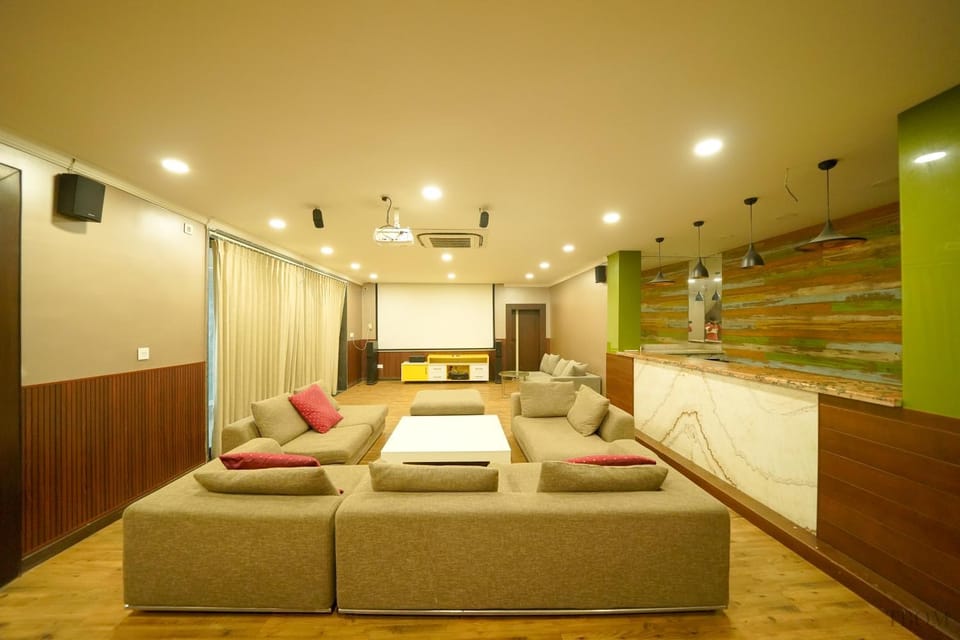 Living room, Seating area