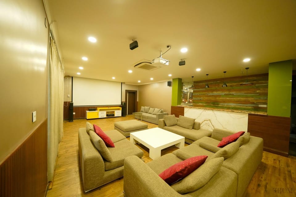 The Sundowner Bungalow With Pool Jacuzzi In Dehradun Villa in Dehradun