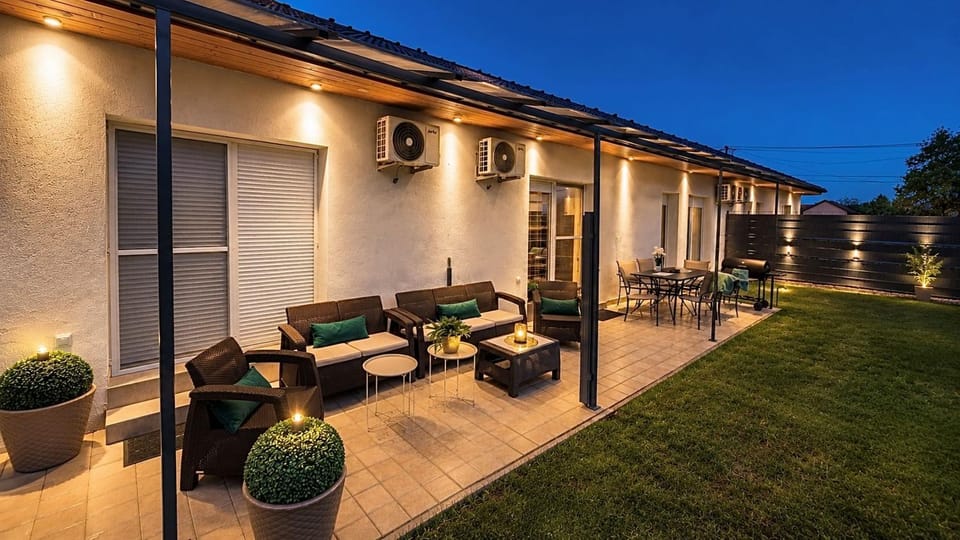 BBQ facilities, Garden