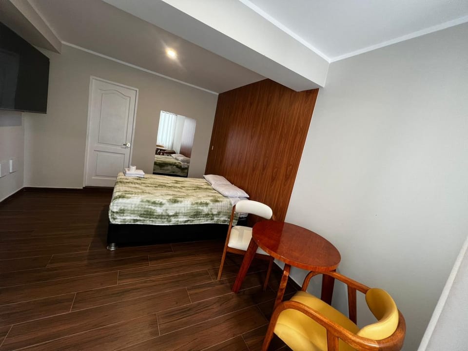 Hotel Atenas Hotel in Santiago de Surco