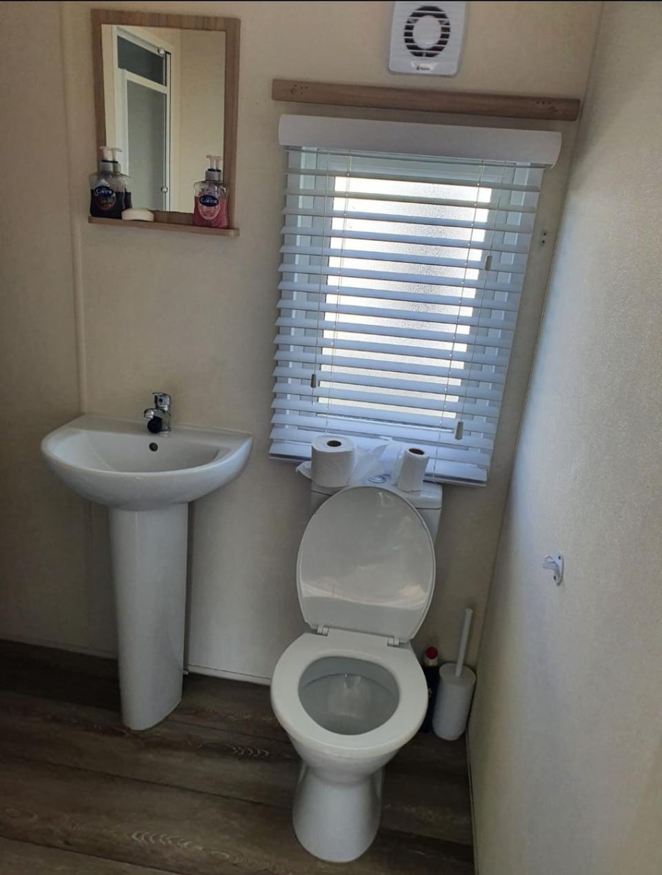 Marine Holiday Park 3 bedroom Campground/ 
RV Resort in Rhyl